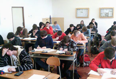 m2008_019.jpg
