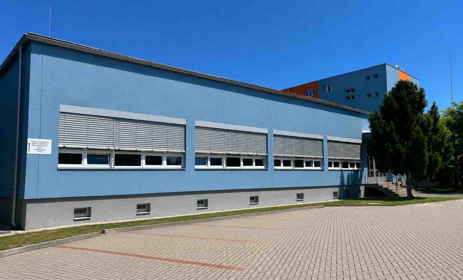 Exteriér jídelny